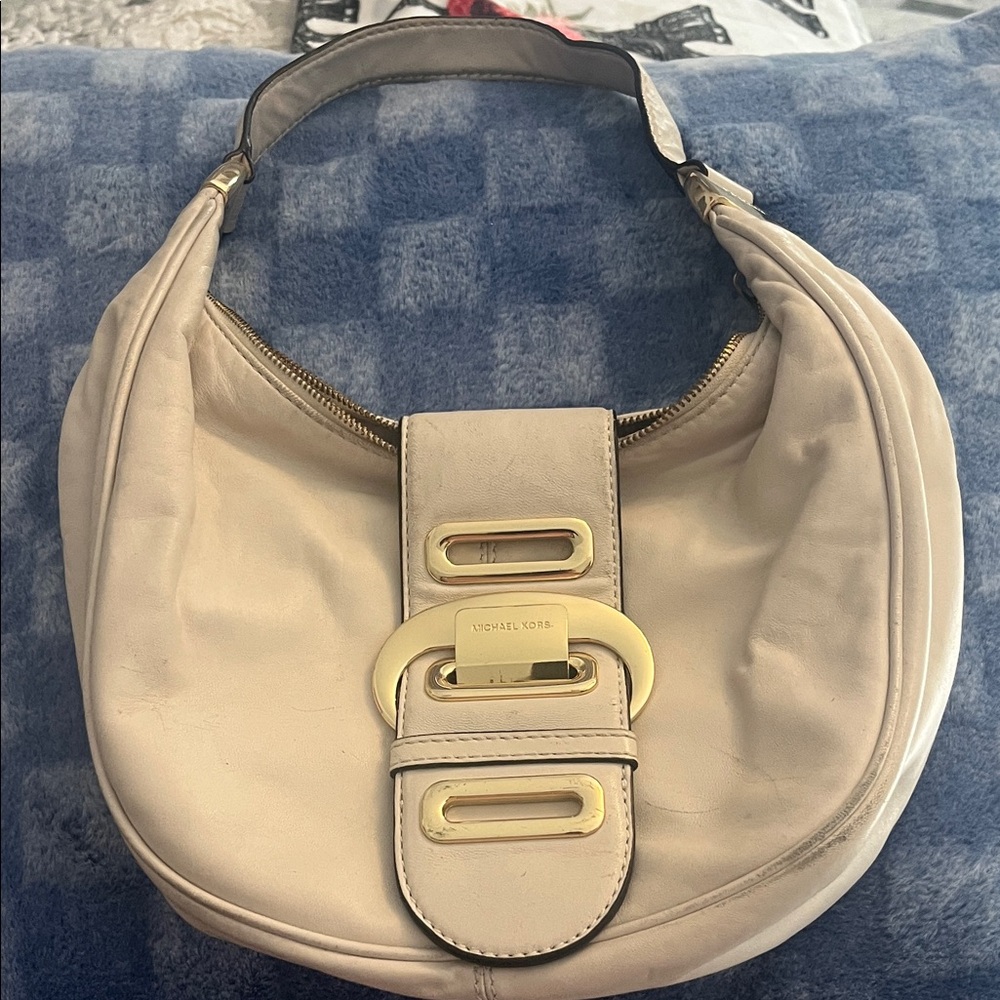 Michael Kors Cream leather Hobo Bag with Gold Details